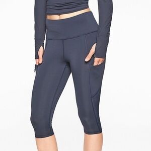 Athleta All In Crop Leggings With Pockets Gray XS Yoga Gym Workout Athletic